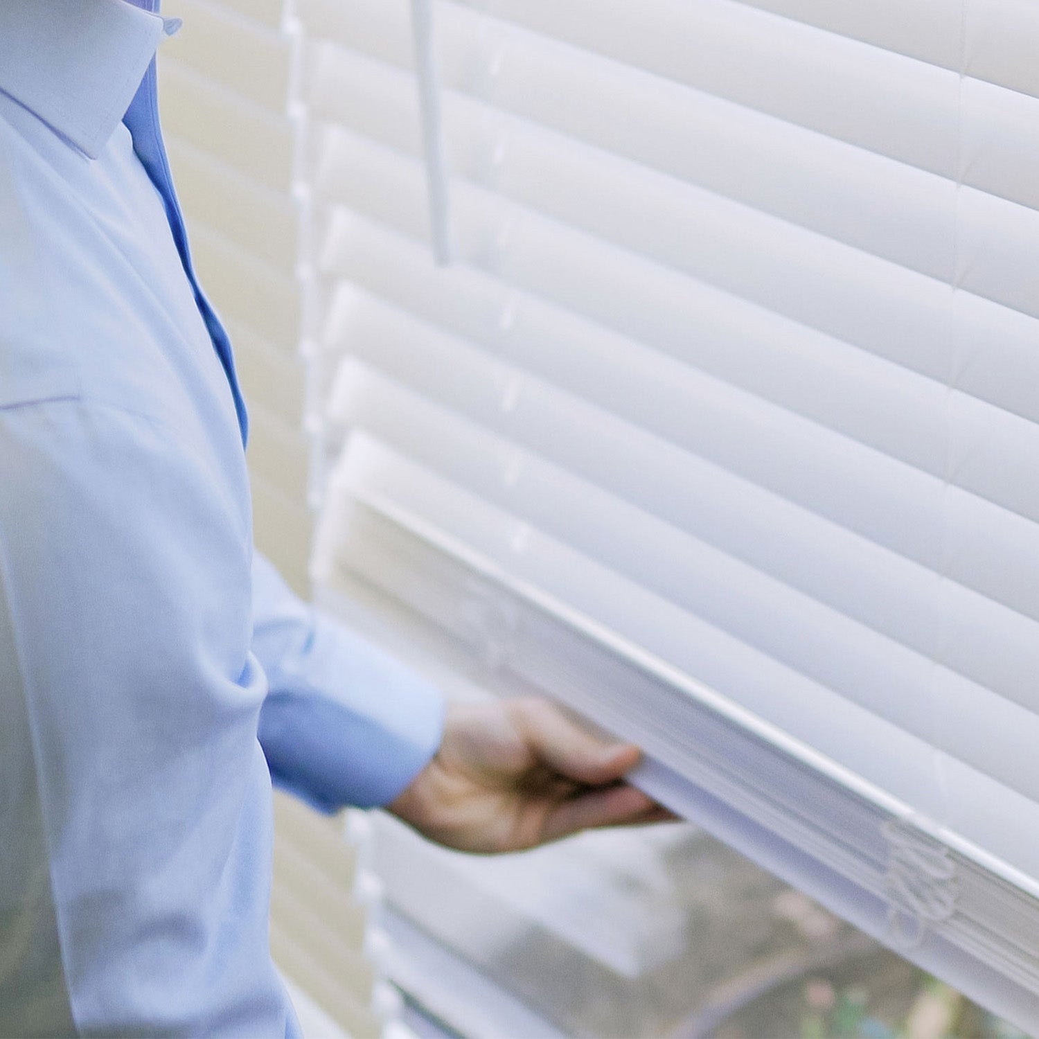 Custom Cordless Faux Wood Blinds | Chelsea Collection – Chicology